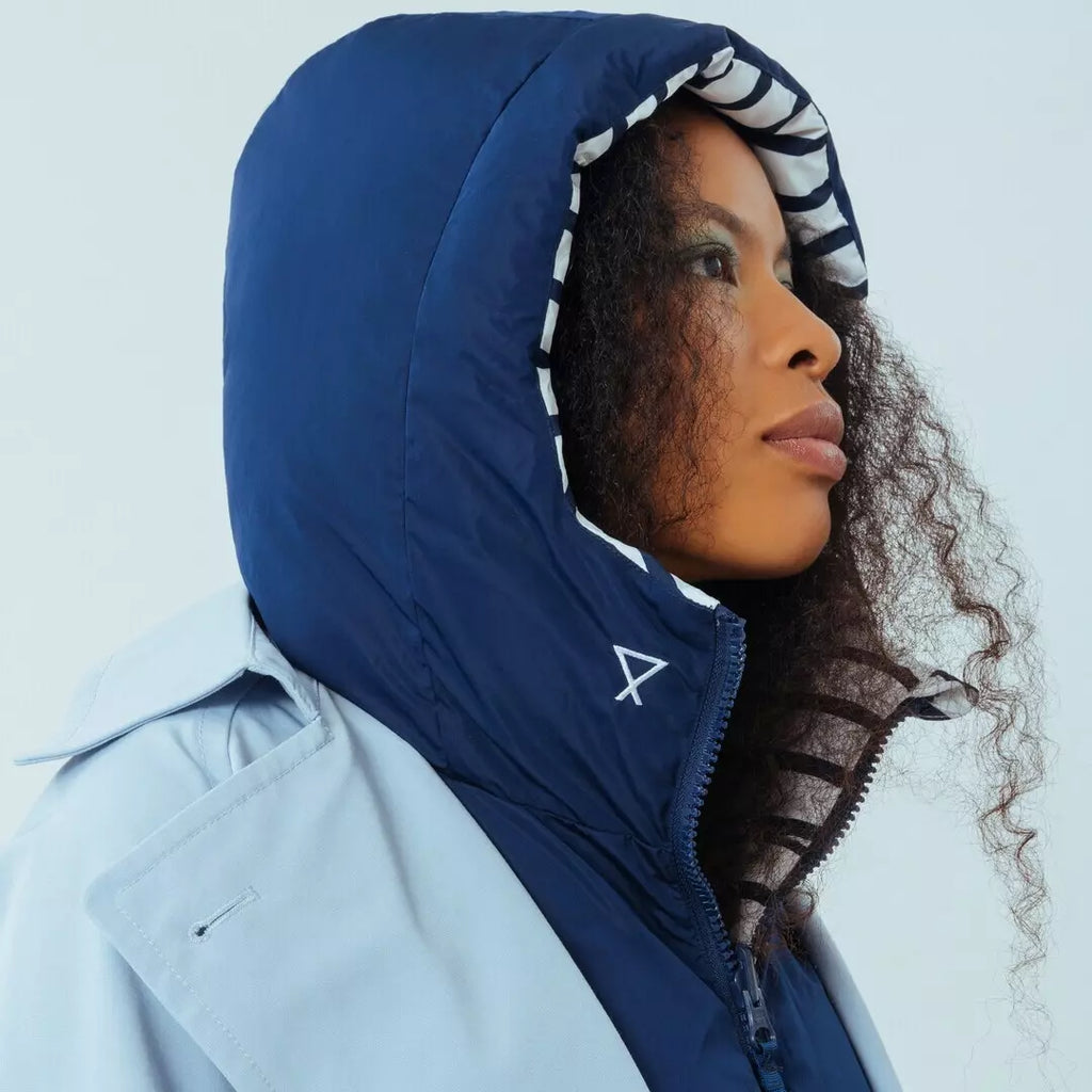 Capuche doudoune Fudoon à rayures bleu marine et blanc femme déperlante